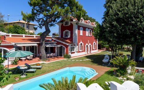 Villa Fiola 8: Hacienda, Svømmepøl, Udvej, Mansion