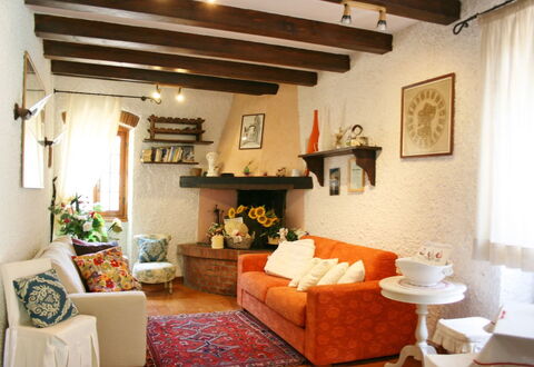 La Rogaia: Værelse, Stue, Ejendom, Indretning, Møbel, Bygning, Hus, Væg, Loft, Hjem