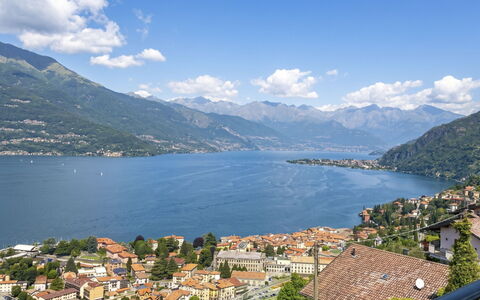 Feriebolig:&nbsp;Riflesso del Lario 300.3