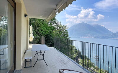 Feriebolig:&nbsp;Riflesso del Lario 300.3
