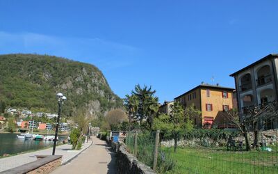 Lungolago - Lavena Ponte Tresa, Lombardy, Italien