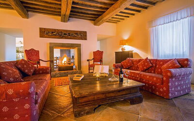 Bastia 3 - Cipressi: Stue, Værelse, Møbel, Ejendom, Indretning, Bygning, Orange, Ejendom, Loft, Hjem