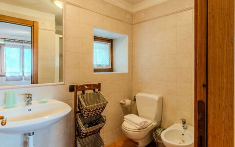 Cà del Fritz: Gulvbelægning, Indretning, Etage, Træ, Sanitærarmatur, Loft, Værelse, Badeværelse, Møbel, Belysning