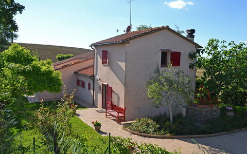Casa Laura: Ejendom, Hus, Boligområde, Bygning, Kvarter, Hjem, Ejendom, Landdistrikt, Arkitektur, Land Lot