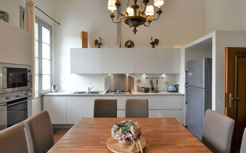 Barchessa Palladio: Møbel, Indretning, Gulvbelægning, Træ, Loft, Countertop, Bord, Køkken, Stol, Lysarmatur